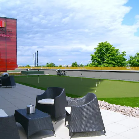 Hotel Airport - Convenient & Friendly 3*
