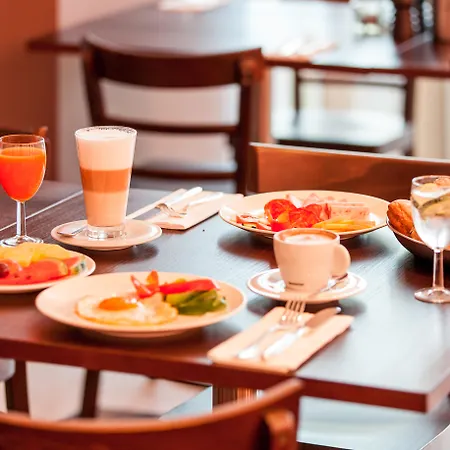 Airport - Convenient & Friendly Hotel 3*