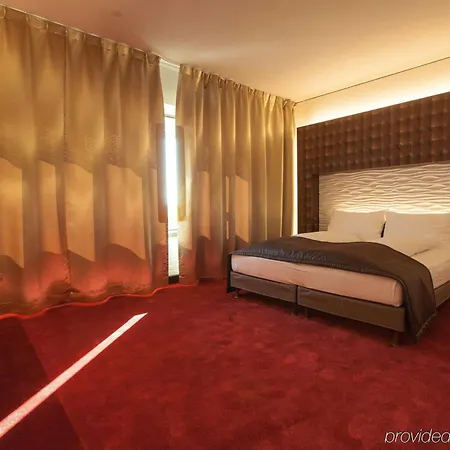 Hotell Airport - Convenient & Friendly